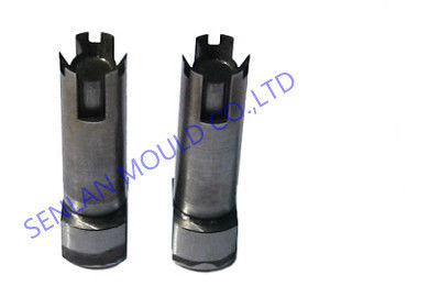 Pini per stampi a iniezione di precisione. Pini per inserimento in acciaio personalizzati per utensili in plastica.