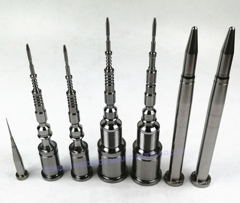 Componenti per muffe multi-cavità. Parti di precisione per lo stampaggio di inserti in plastica.