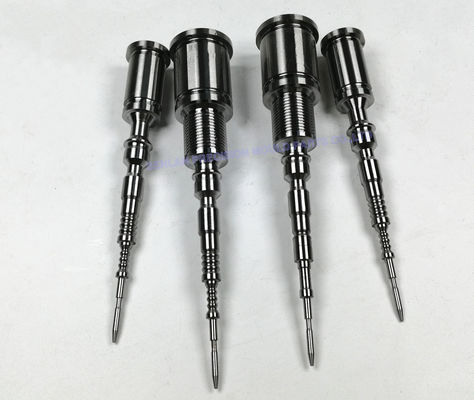 Componenti per muffe multi-cavità. Parti di precisione per lo stampaggio di inserti in plastica.