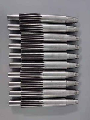 Stavax (S136) Core di muffa a filo inserti e componenti a vite di precisione