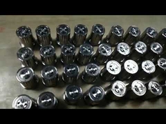 Componenti per stampi in plastica con durezza 50-52HRC, perni cavità stampo con elettroerosione