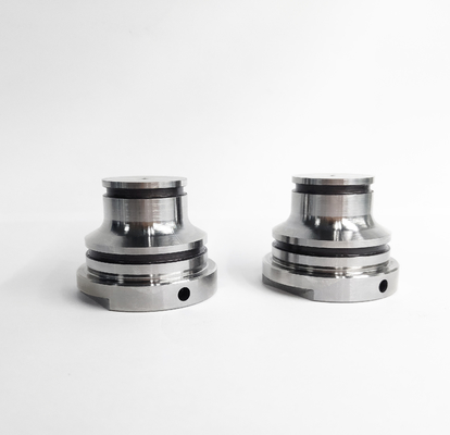 Acciaio in lega SKD61 Componenti trasformati in CNC resistenti all'usura Rivestimento nero Trattamento superficiale