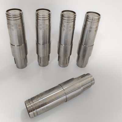 Inserzione di giro automatica di anima della muffa di CNC di 4 assi per le parti di plastica dell'iniezione